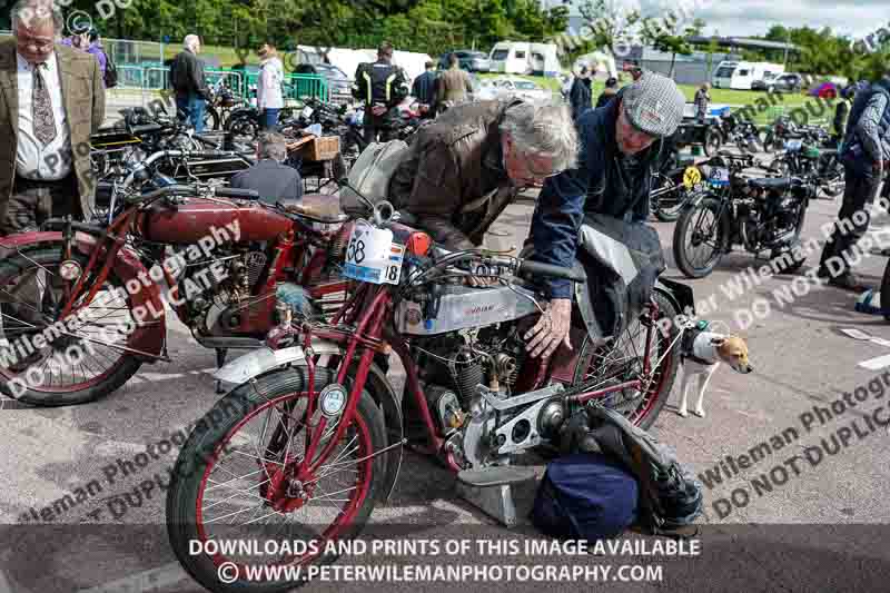 Vintage motorcycle club;eventdigitalimages;no limits trackdays;peter wileman photography;vintage motocycles;vmcc banbury run photographs